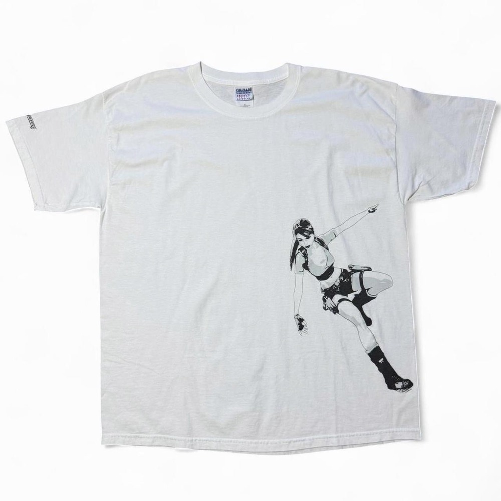 Vintage Y2K Tomb Raider White Lara Croft Video Game Crazy Promo T-shirt XL 24x29